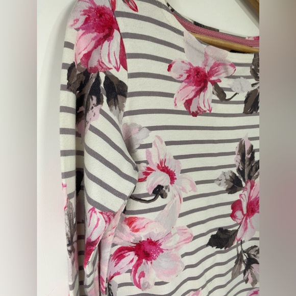 Joules Floral and Striped Pattern Long Sleeve Top Size 8 - Picture 4 of 13